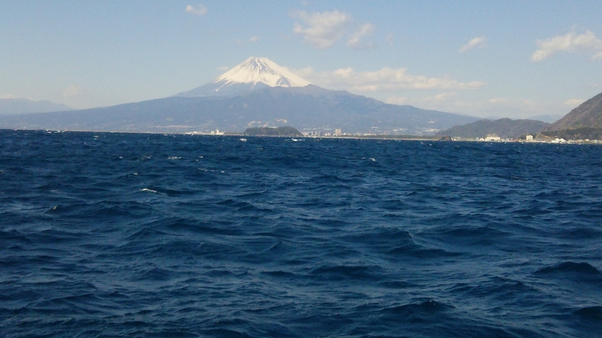 千鳥観光汽船からの富士