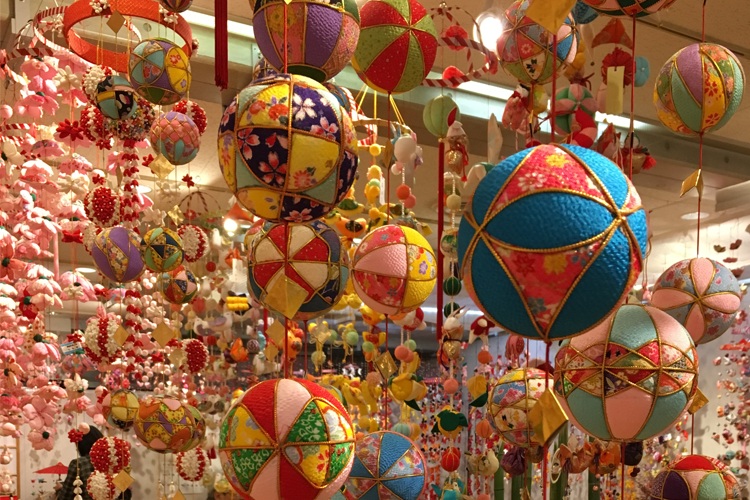 御宿つるしひな飾り1